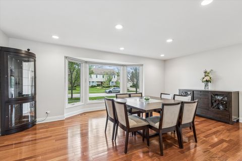 Tiny photo for 4115 Bristol Court, Northbrook, IL 60062 (MLS # 12627743)