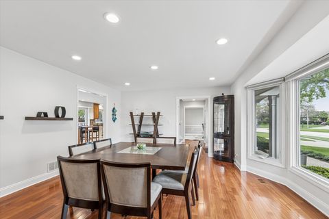 Tiny photo for 4115 Bristol Court, Northbrook, IL 60062 (MLS # 12627743)