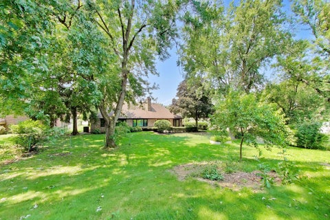 Tiny photo for 10S324 Hampshire Lane, Willowbrook, IL 60527 (MLS # 12754605)