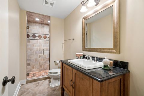 Tiny photo for Hinsdale, IL 60521 (MLS # 12618759)