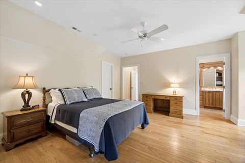 Tiny photo for Hinsdale, IL 60521 (MLS # 12618759)