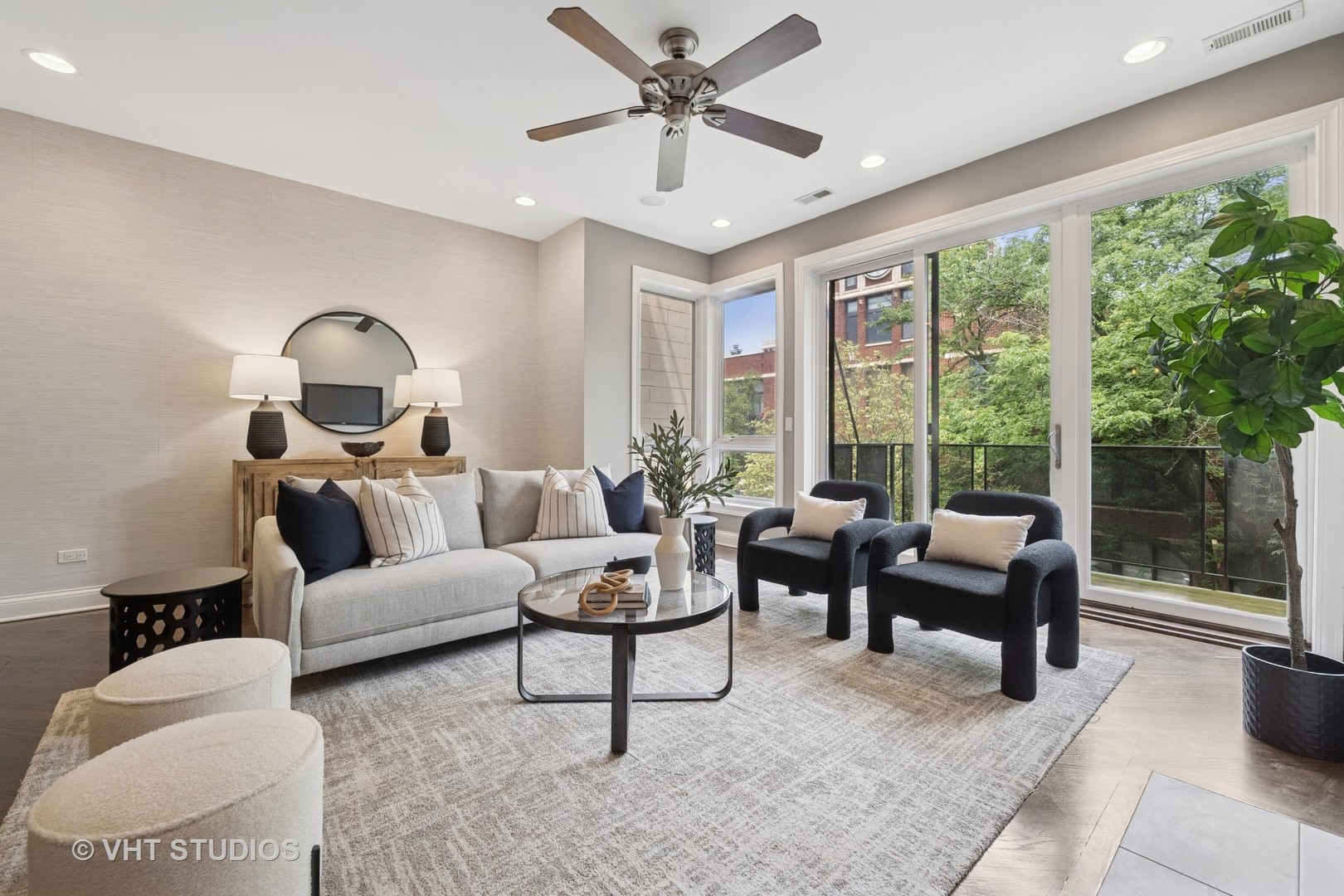 2259 W Wabansia Avenue 309