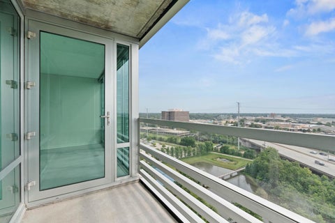 Tiny photo for 9715 Woods Drive #1505, Skokie, IL 60077 (MLS # 12753328)