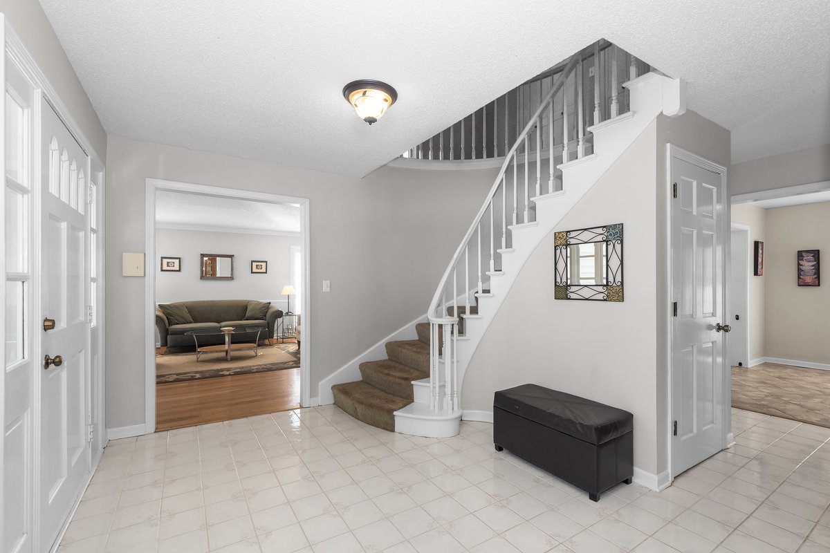 3807 Grace Lane