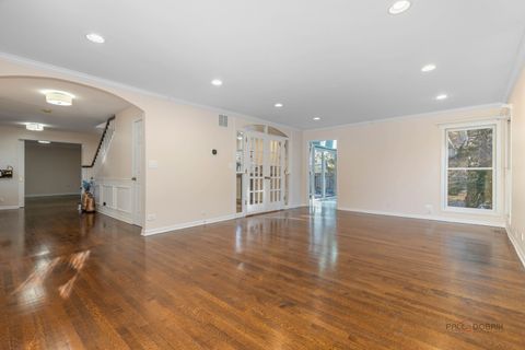 Tiny photo for 303 Auburn Avenue, Winnetka, IL 60093 (MLS # 12489979)