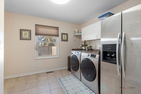 Tiny photo for 303 Auburn Avenue, Winnetka, IL 60093 (MLS # 12489979)