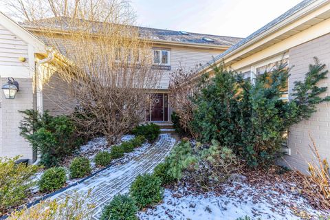 Tiny photo for 303 Auburn Avenue, Winnetka, IL 60093 (MLS # 12489979)