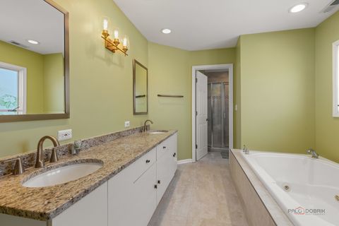 Tiny photo for 303 Auburn Avenue, Winnetka, IL 60093 (MLS # 12489979)