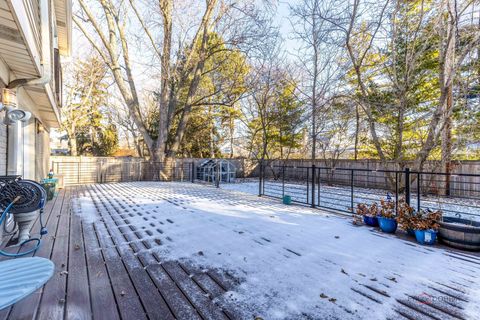 Tiny photo for 303 Auburn Avenue, Winnetka, IL 60093 (MLS # 12489979)