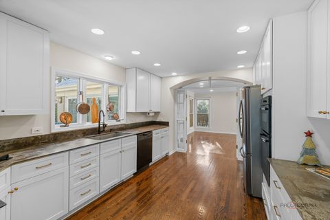 Tiny photo for 303 Auburn Avenue, Winnetka, IL 60093 (MLS # 12489979)