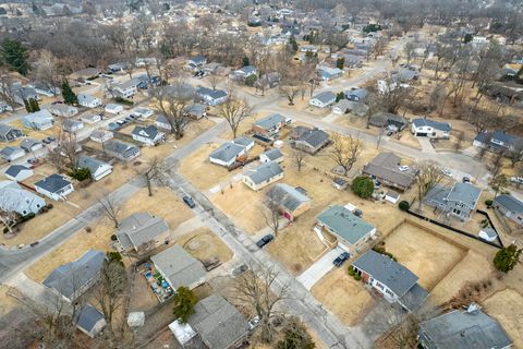 Tiny photo for 2550 26TH Street, Rock Island, IL 61201 (MLS # 12588086)