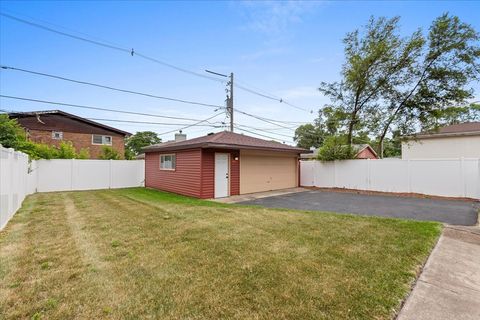Tiny photo for 15117 Madison Avenue, Dolton, IL 60419 (MLS # 12498883)