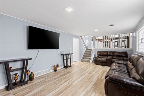 Tiny photo for 15117 Madison Avenue, Dolton, IL 60419 (MLS # 12498883)