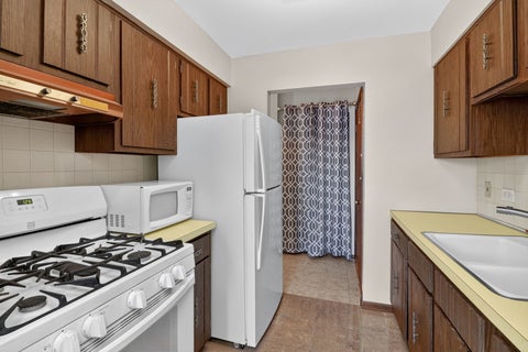 Tiny photo for 1247 S Harlem Avenue #401, Berwyn, IL 60402 (MLS # 12740614)