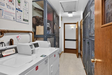 Tiny photo for 1247 S Harlem Avenue #401, Berwyn, IL 60402 (MLS # 12740614)