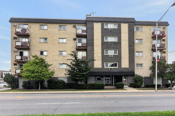 1247 S HARLEM AVE APT 401, BERWYN, IL 60402 - Image 6b33da5b2ccd6487217db689493fa4e4/3618435976