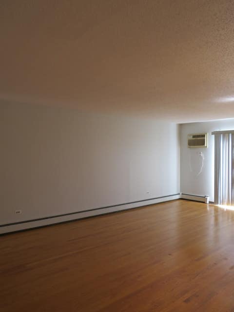Tiny photo for 1247 S Harlem Avenue #401, Berwyn, IL 60402 (MLS # 12740614)