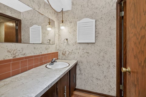 Tiny photo for 1247 S Harlem Avenue #401, Berwyn, IL 60402 (MLS # 12740614)