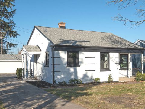 Tiny photo for 6964 W Cleveland Street, Niles, IL 60714 (MLS # 12626179)