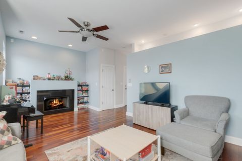 Tiny photo for 4315 S Forrestville Avenue #3S, Chicago, IL 60653 (MLS # 12575307)
