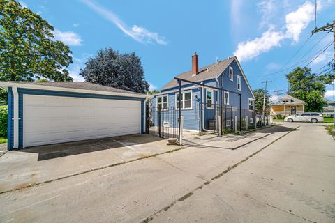 Tiny photo for 35 S 16th Avenue, Maywood, IL 60153 (MLS # 12489036)