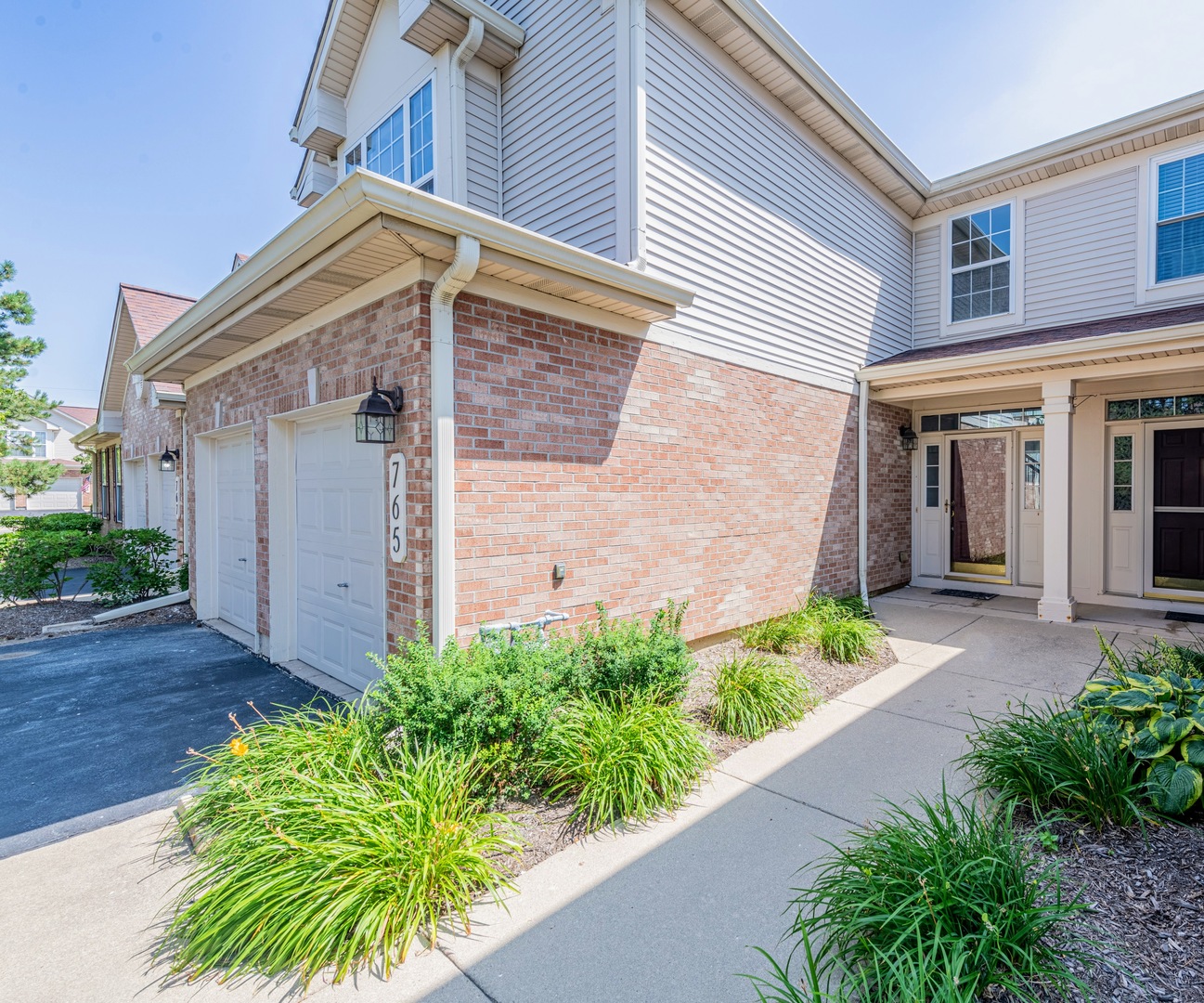 765 Stonewall Court