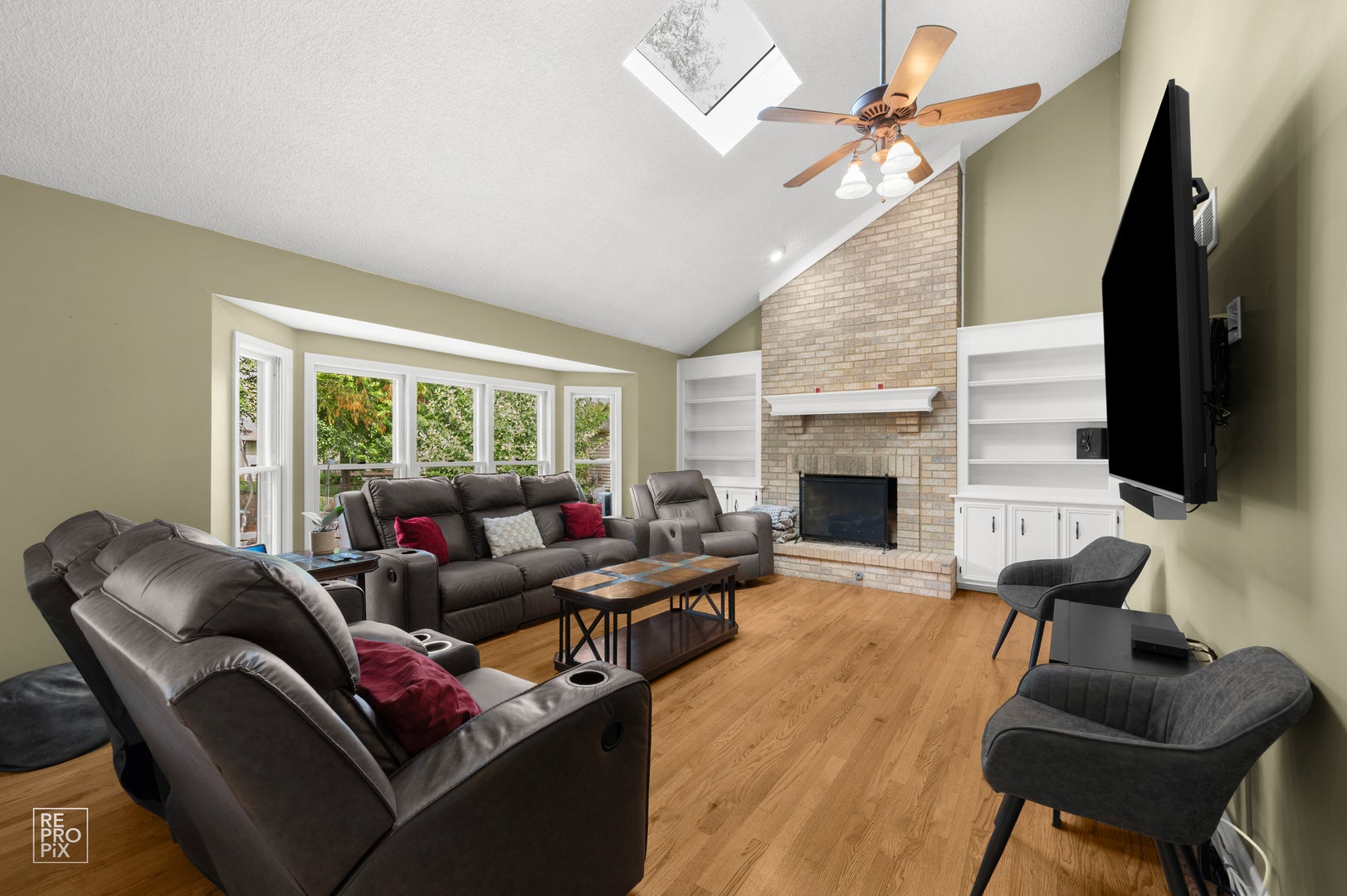 3207 Barnes Lane