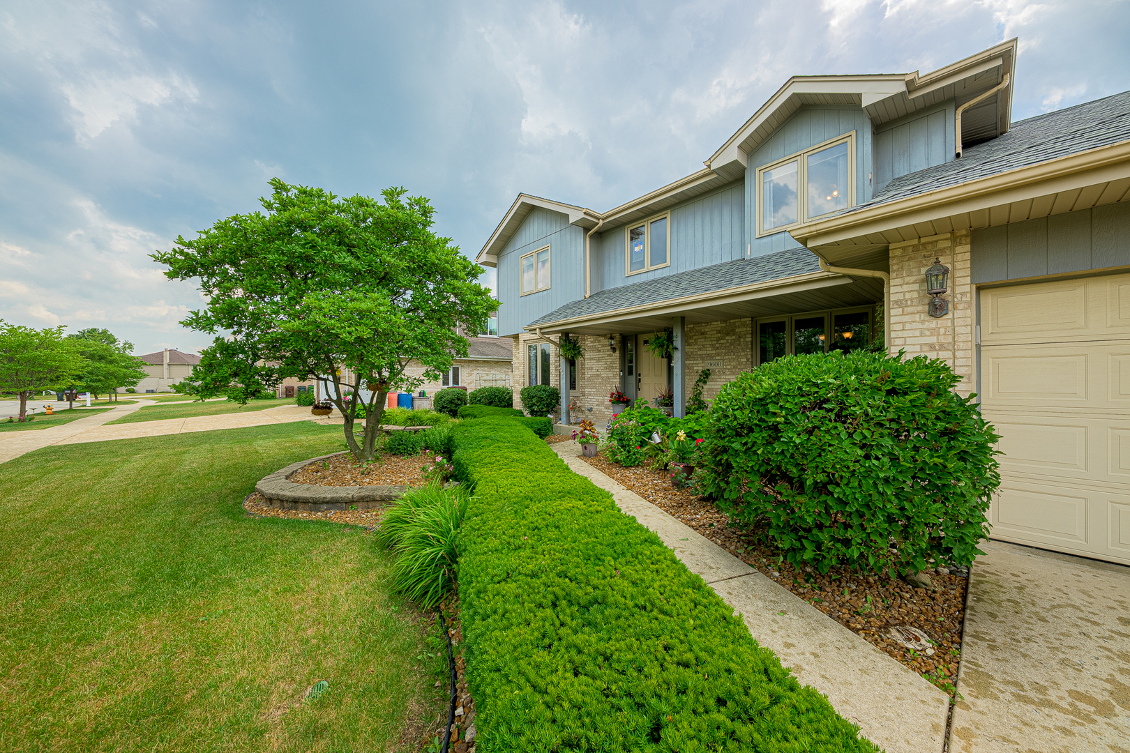 19600 Brookridge Drive
