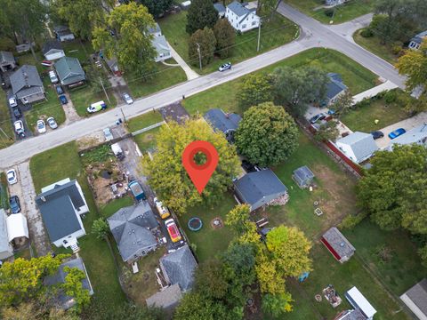 Tiny photo for 1143 Ridgeway Avenue, Aurora, IL 60506 (MLS # 12496261)