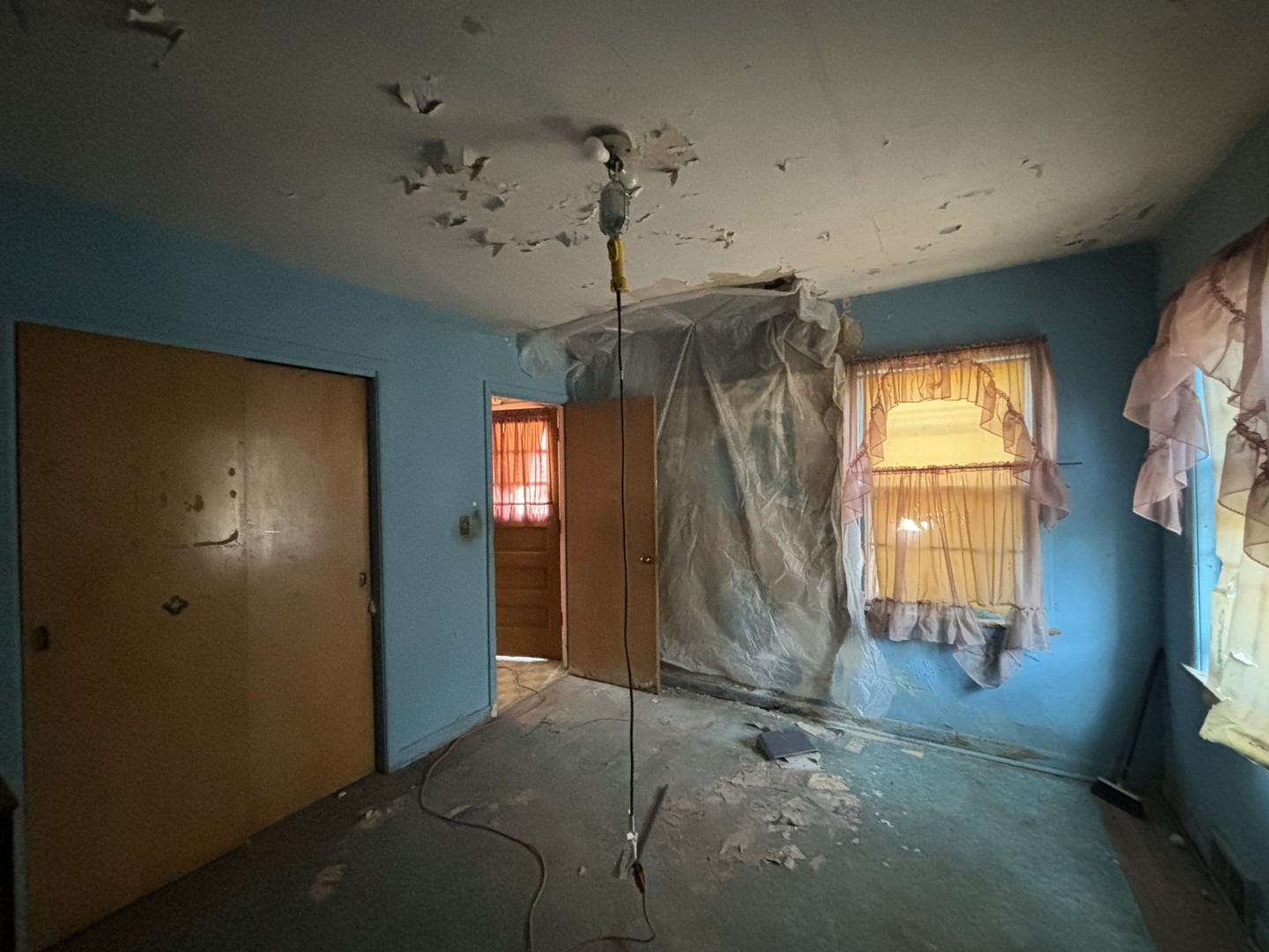 2636 W Pratt Boulevard