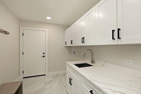 Tiny photo for 2580 Crestwood Lane, Riverwoods, IL 60015 (MLS # 12584319)