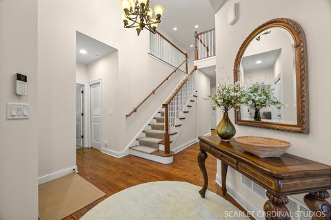 Tiny photo for 725 Kingsbrook Glen Gln, Glen Ellyn, IL 60137 (MLS # 12485263)