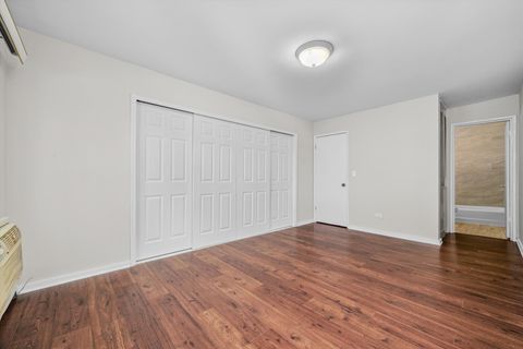 Tiny photo for 3617 Central Avenue E #201, Glenview, IL 60025 (MLS # 12562075)