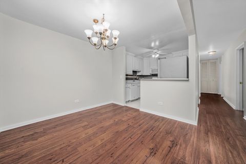 Tiny photo for 3617 Central Avenue E #201, Glenview, IL 60025 (MLS # 12562075)