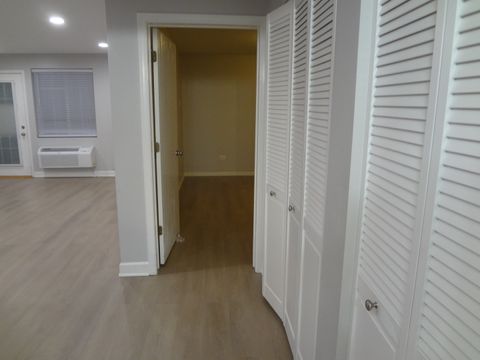 Tiny photo for 2013 Silverstone Drive #2013, Carpentersville, IL 60110 (MLS # 12529027)