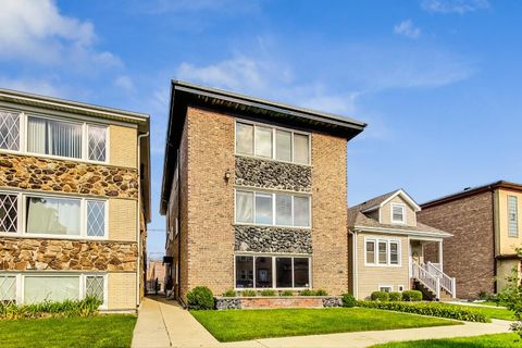 A home in Elmwood Park