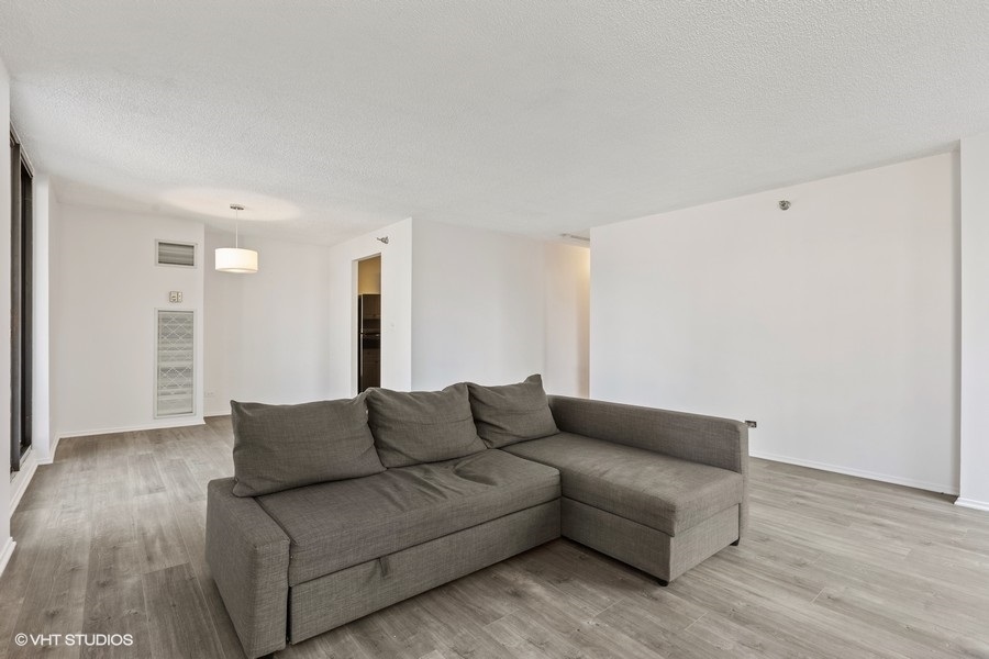 70 W Huron Street 603