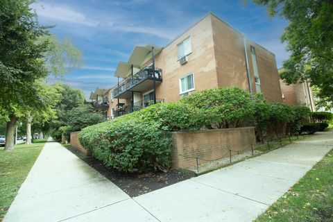 1545 W Chase Avenue 305 Chicago IL 60626