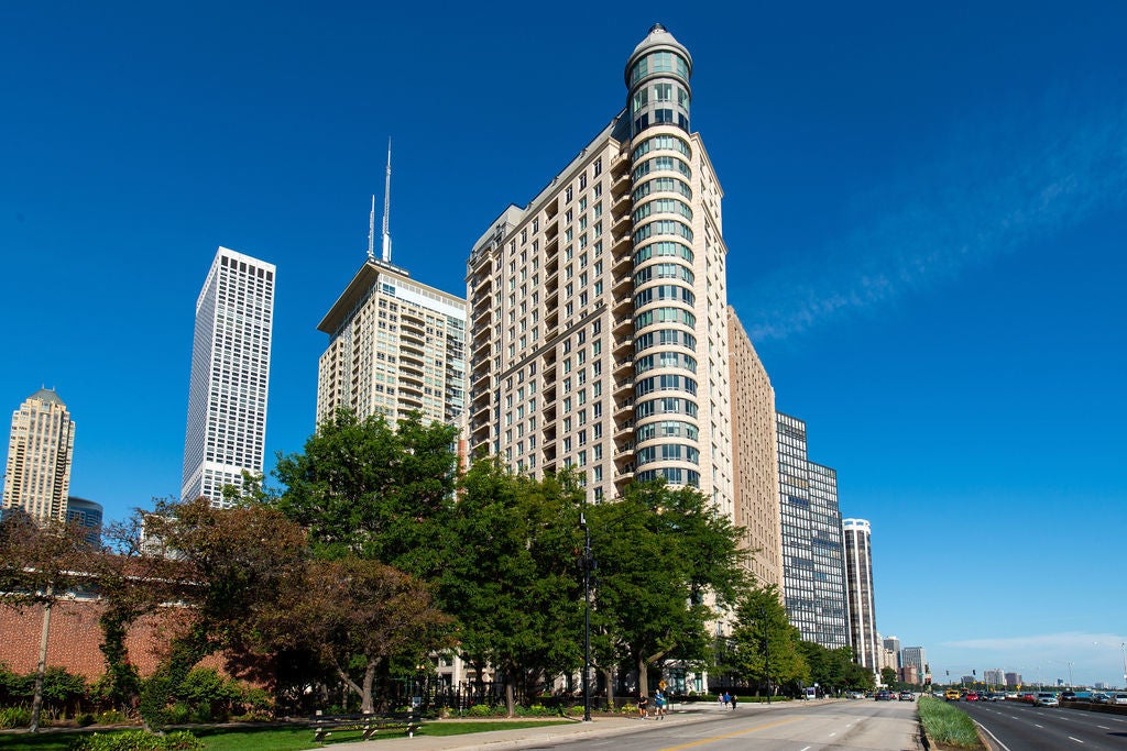 840 N Lake Shore Drive 1801