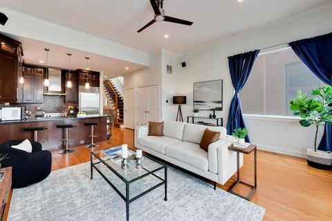 Tiny photo for 1530 N WOOD Street #3, Chicago, IL 60622 (MLS # 12594496)