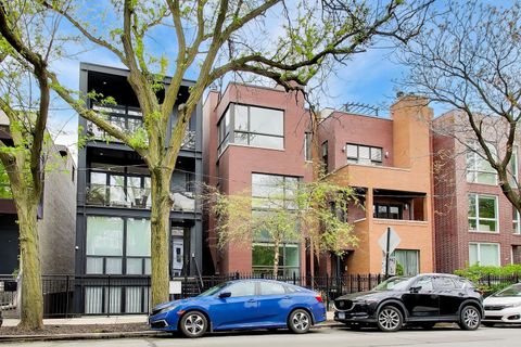 Photo of 1530 N WOOD Street #3, Chicago, IL 60622 (MLS # 12594496)