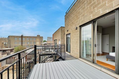 Tiny photo for 1530 N WOOD Street #3, Chicago, IL 60622 (MLS # 12594496)