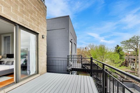 Tiny photo for 1530 N WOOD Street #3, Chicago, IL 60622 (MLS # 12594496)