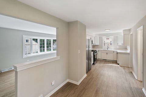 Tiny photo for 428 E 156th Place, South Holland, IL 60473 (MLS # 12583880)