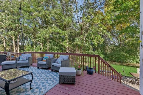 Tiny photo for 884 Twin Elms Lane, Batavia, IL 60510 (MLS # 12538585)