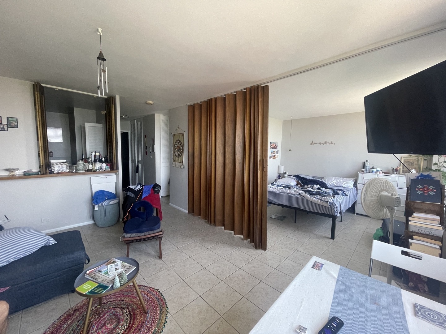 4250 N MARINE Drive 2632