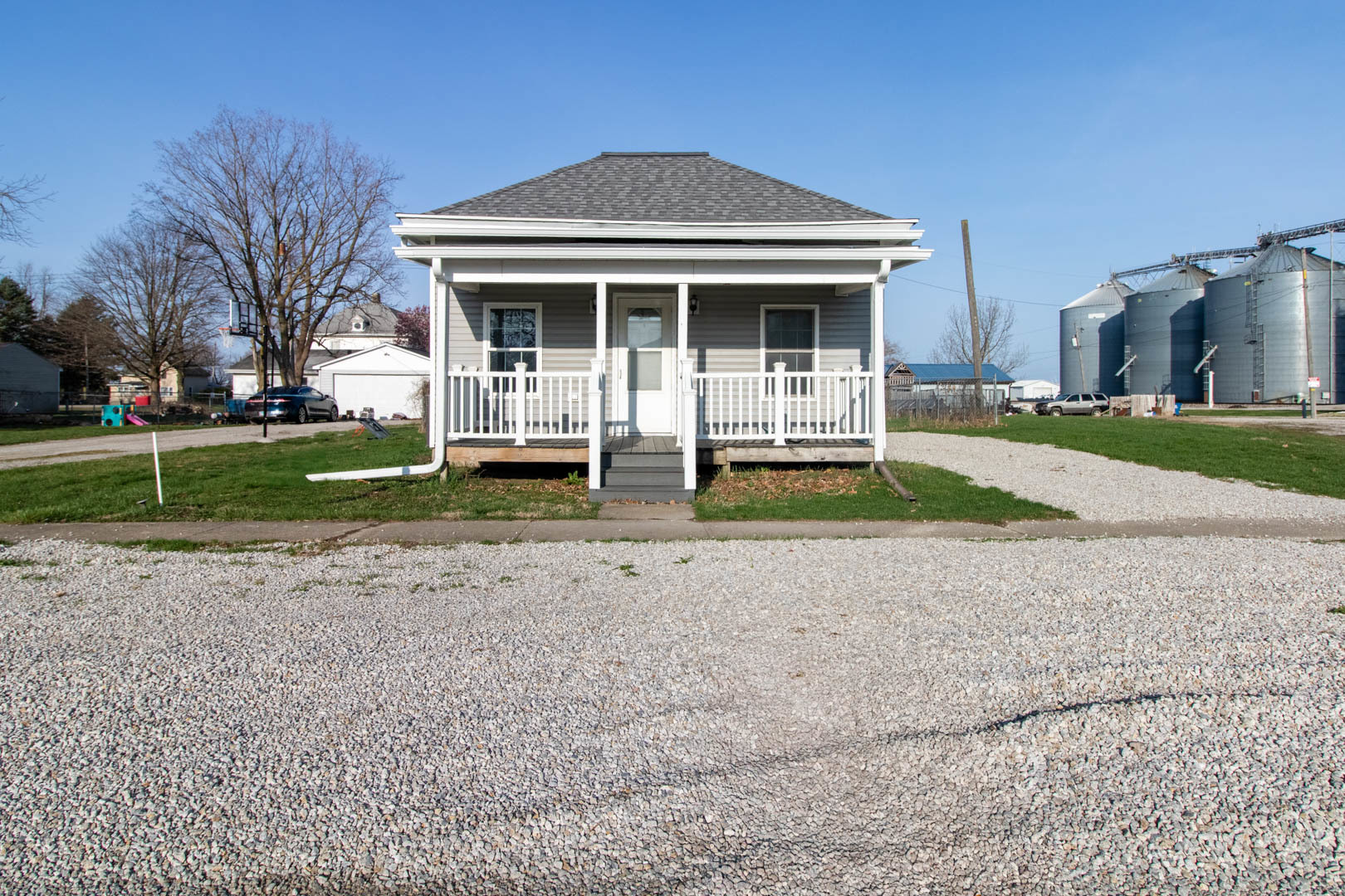 Listing image 1