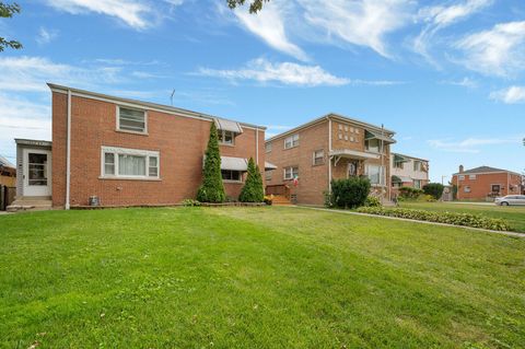Tiny photo for 11247 S Avenue L, Chicago, IL 60617 (MLS # 12492280)