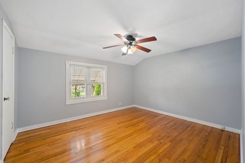 Tiny photo for 11247 S Avenue L, Chicago, IL 60617 (MLS # 12492280)