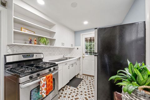 Tiny photo for 11247 S Avenue L, Chicago, IL 60617 (MLS # 12492280)